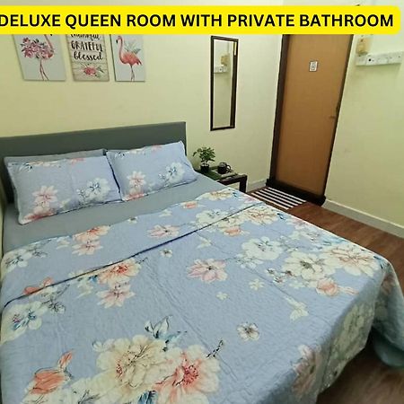 Roomstay Kuala Nerus Gated Parking - 6M To Beach & 15M To Drawbridge Куала-Тренгану Екстер'єр фото