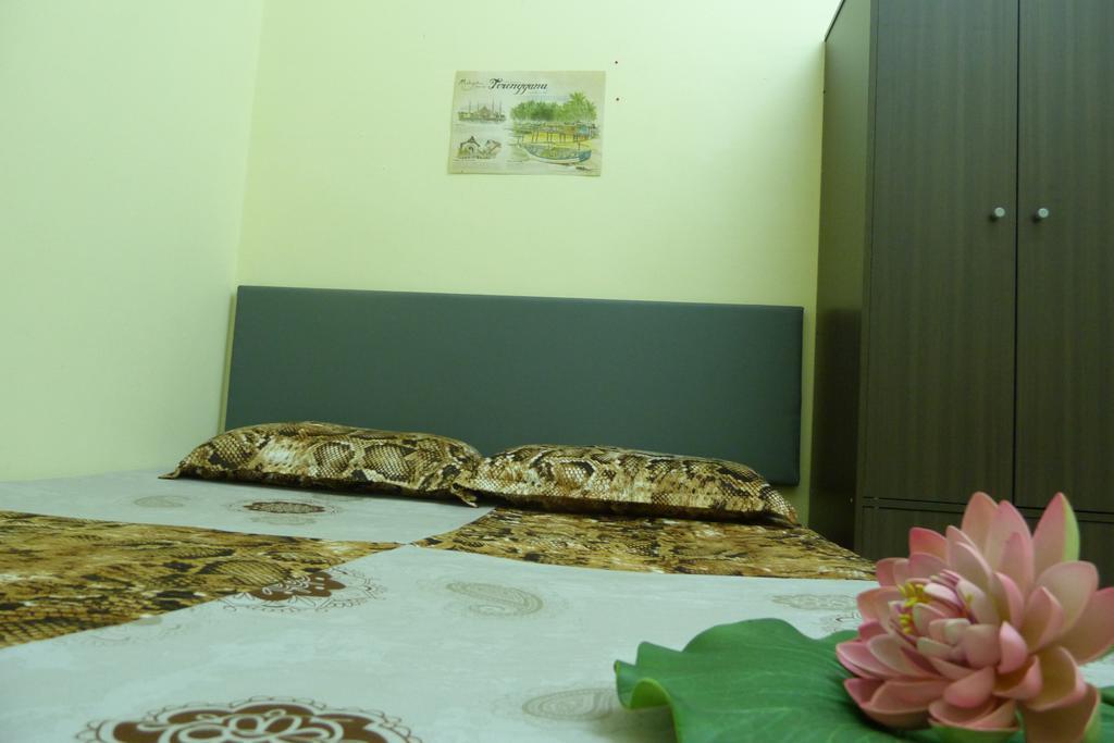 Roomstay Kuala Nerus Gated Parking - 6M To Beach & 15M To Drawbridge Куала-Тренгану Екстер'єр фото